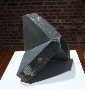 Stern, 2006, Basalt,  25 x 24 x 24 cm